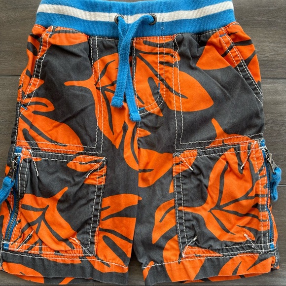 Mini Boden 18-24 mo Tropical Techno Shorts - Picture 2 of 5